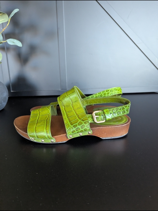 Tod's Shoes - Tod's Croc-Embossed Green Slingback Sandals
